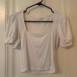 Ribbed puff sleeve top